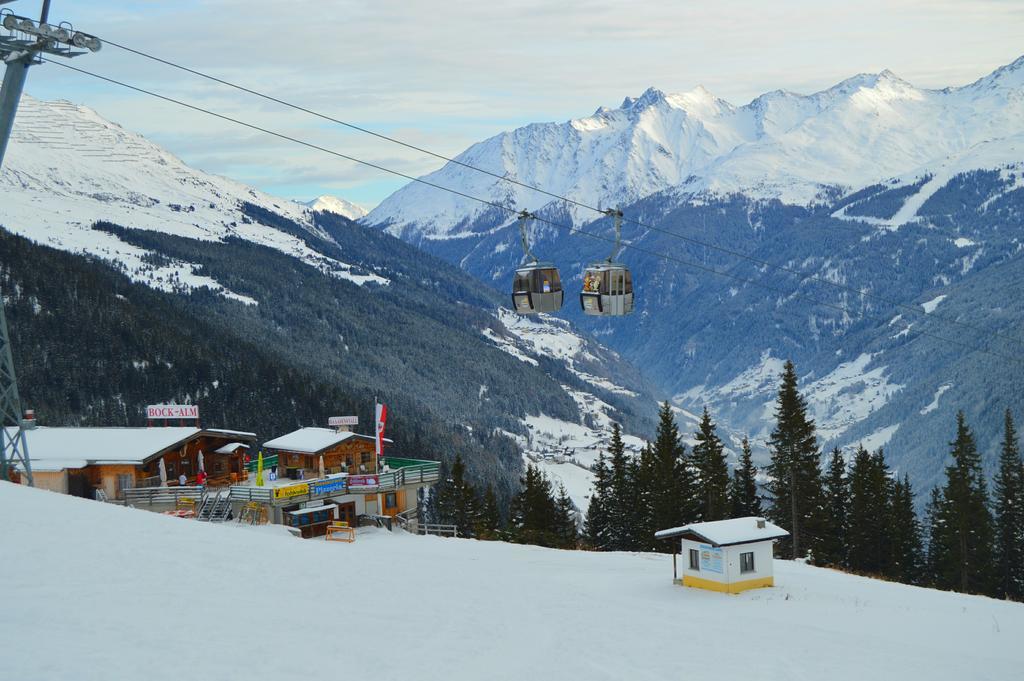 Schooren des Alpes Kappl  Buitenkant foto